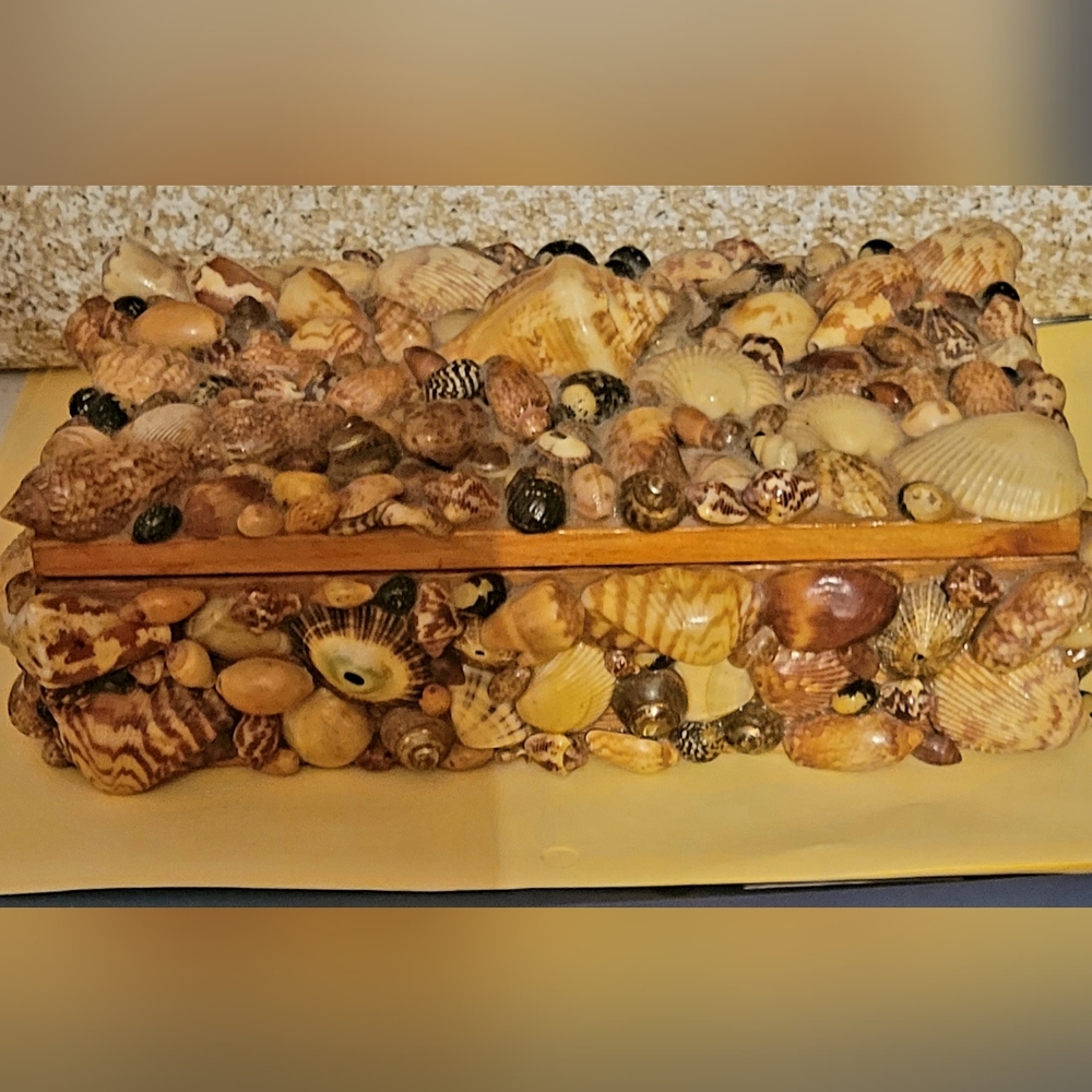 Keepsake Box Covered with Sea Shells